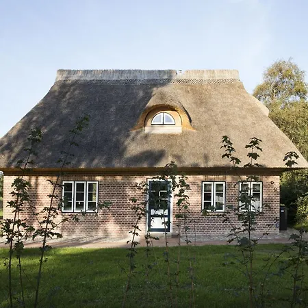 Wildhagen 2 * Holzdorf (Schleswig-Holstein)